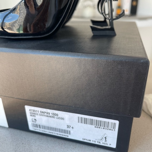 Like new YSL heels 37.5 - Picture 2 of 4